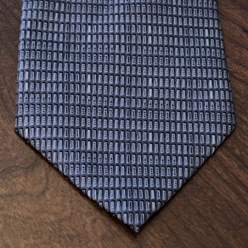 Vintage Dkny Gray 100% Imported Silk Men’s Neck Tie Made In USA